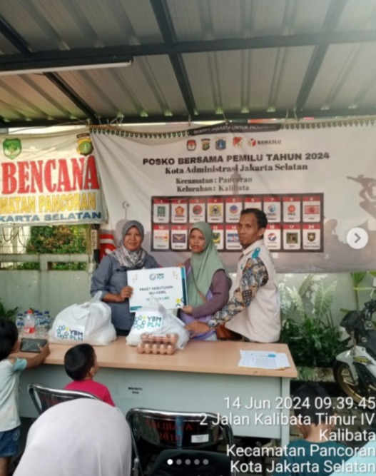 Bantuan-berupa-sembako-kepada-22-orang-ibu-hamil-dari-keluarga-kurang-mampu