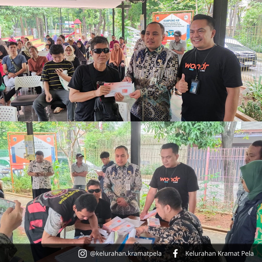 Penyerahan-Kartu-Bansos-KKS-PKH-dan-Program-Bansos-Tahun-2025-bersama-BNI-dan-Kemensos-RI-di-RPTRA-Tunas-Muda-Kelurahan-Kramat-Muda