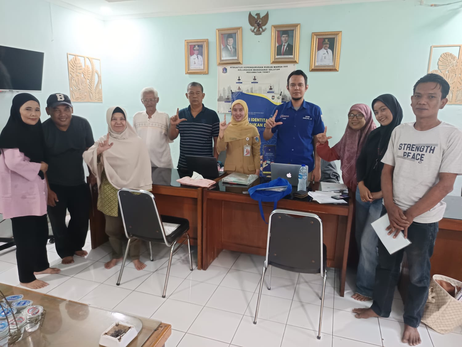 Jemput-Bola-Pelayanan-Administrasi-Kependudukan-KAMSA