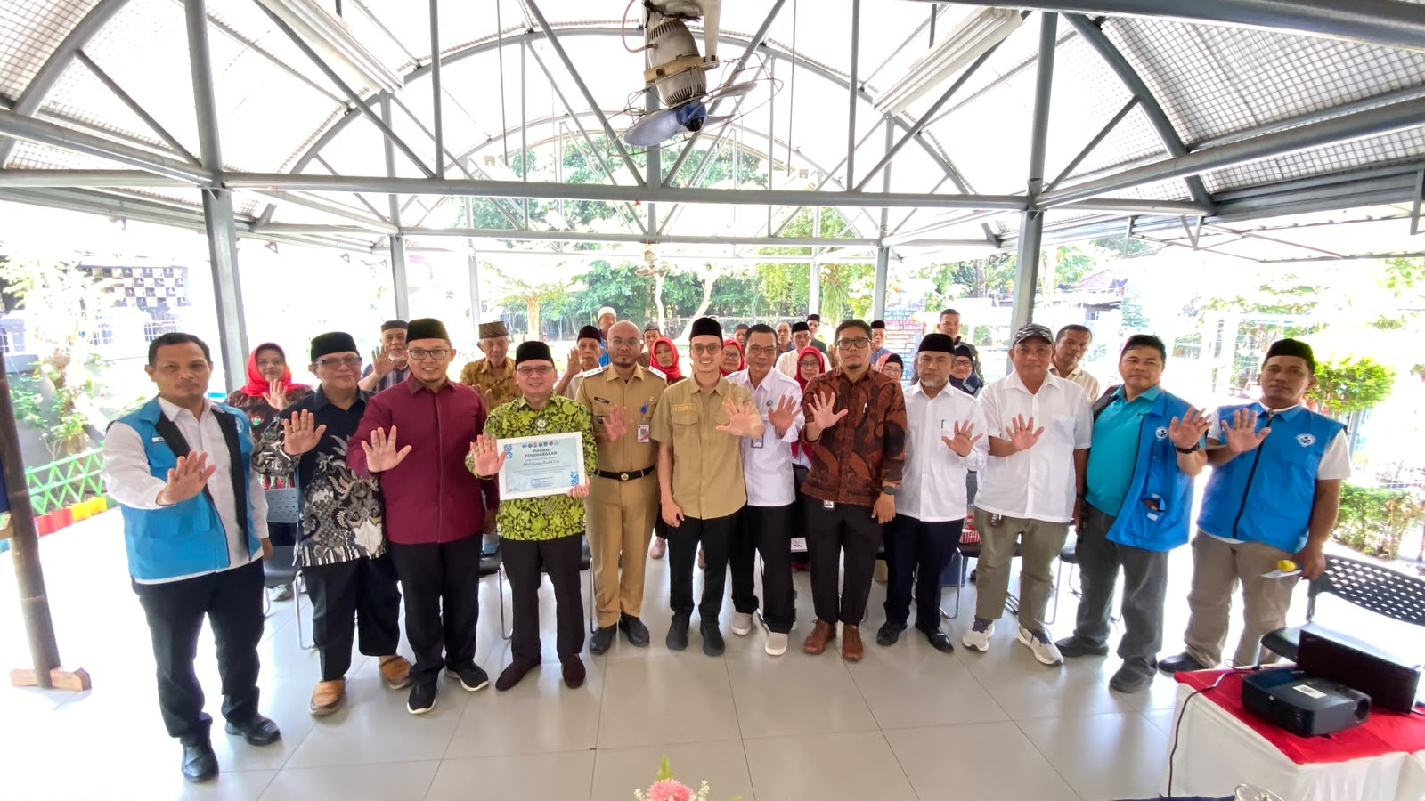Sosialisasi-Dan-Edukasi-Pencegahan-Bahaya-Narkoba-Mewujudkan-Pondok-Labu-Bersinar-Bersih-dari-Narkoba