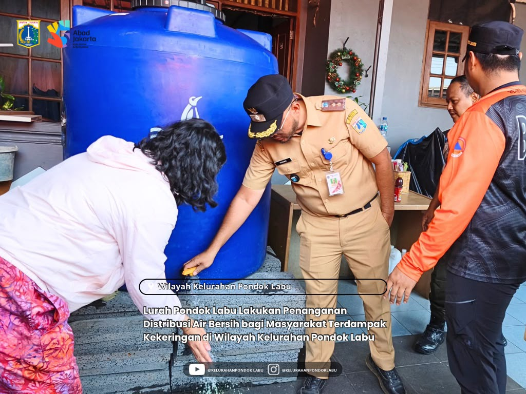 Lurah-Pondok-Labu-Lakukan-Penanganan-Distribusi-Air-Bersih-bagi-Masyarakat-Terdampak-Kekeringan-di-Wilayah-Kelurahan-Pondok-Labu