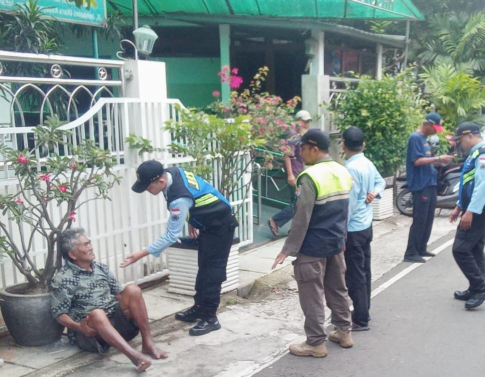 Sinergi-Satpol-PP-P3S-Tangani-Aduan-PMKS-di-Kel-Pulo