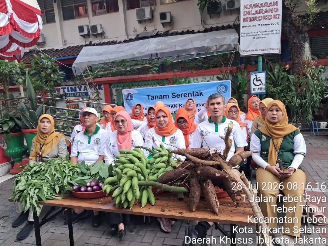 Tanam-Serentak-Bawang-Merah-dan-Jagung-se-Kota-Administrasi-Jakarta-Selatan