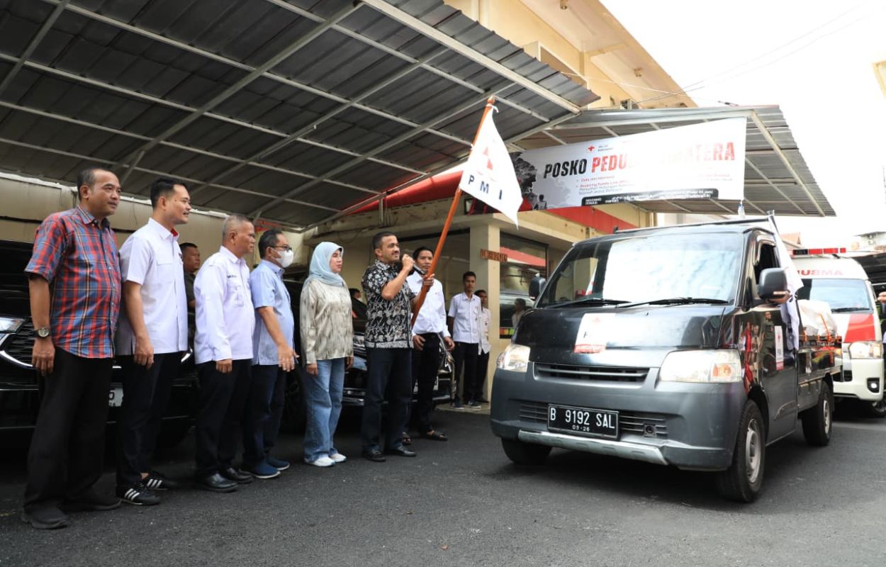 Bantuan dan Relawan PMI Jaksel Dilepas Menuju Lokasi Bencana Sumatera