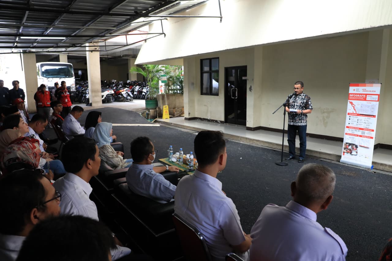 Bantuan dan Relawan PMI Jaksel Dilepas Menuju Lokasi Bencana Sumatera