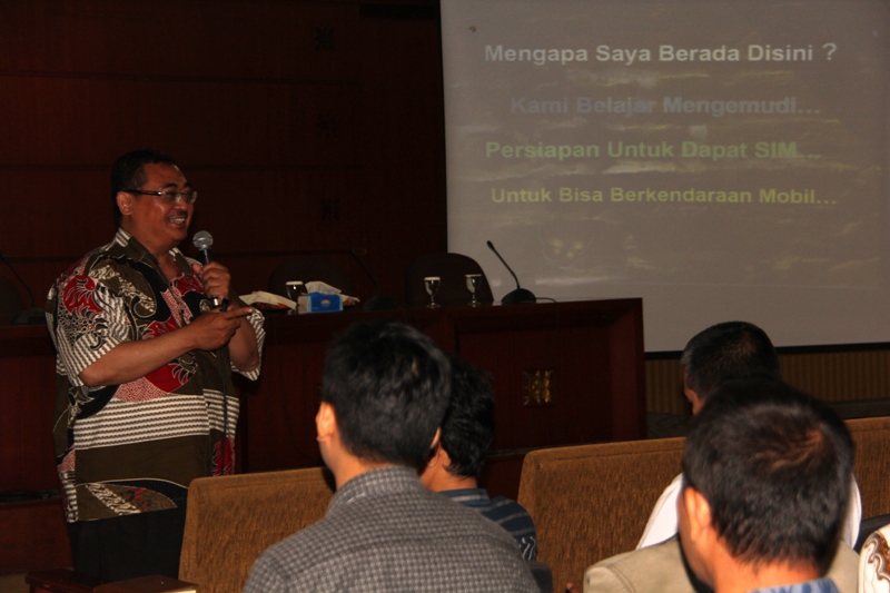 Kegiatan Pelatihan Mengemudi SIM A 