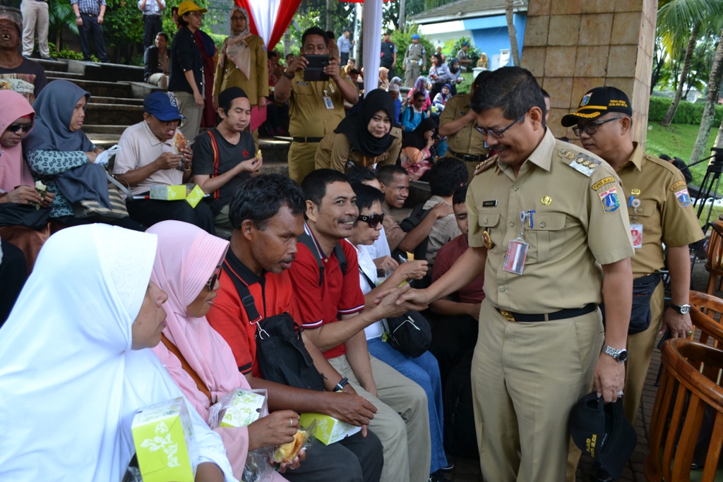 Kegunaan Ubin Pemandu Untuk Disabilitas Netra