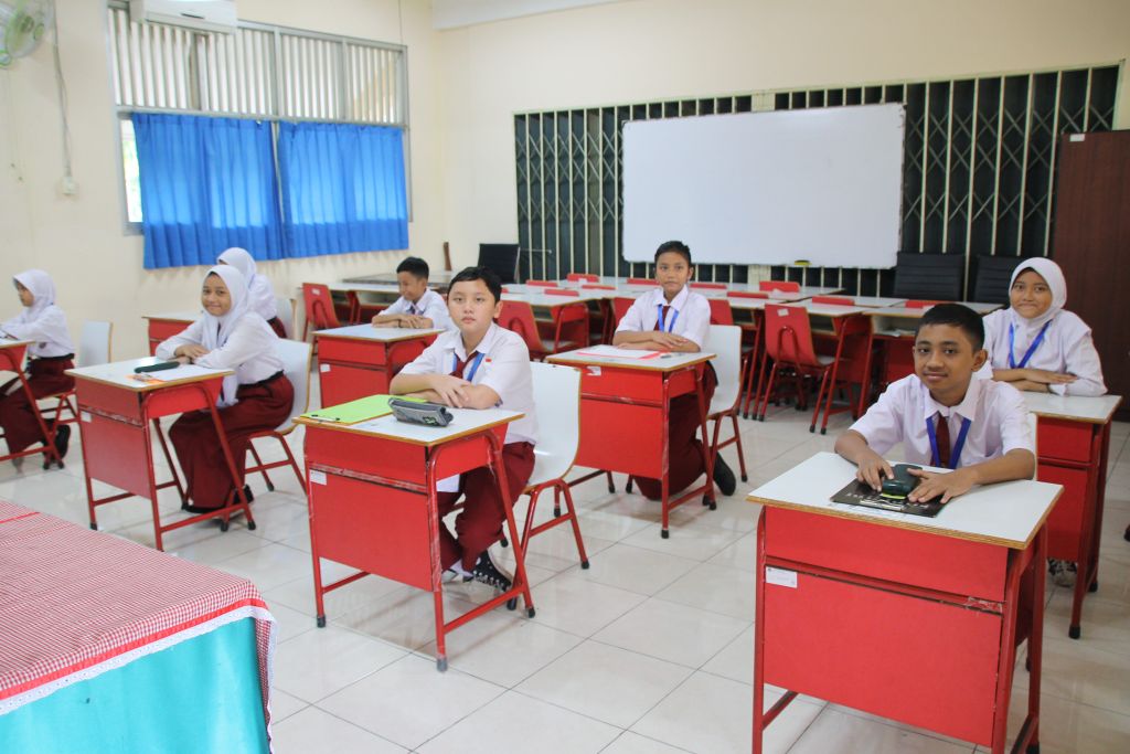 Wali Kota Jakarta Selatan Monitoring Ke SDN 09 Rawa Barat 