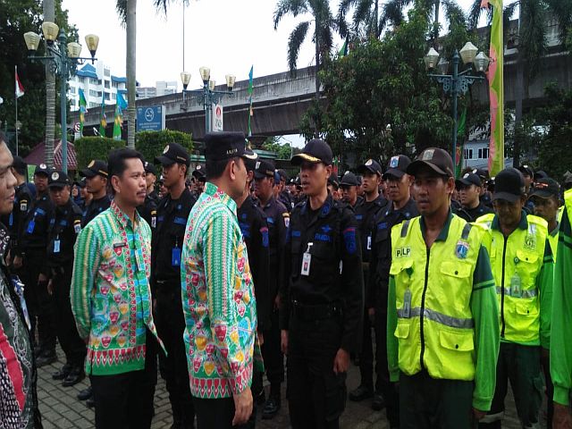 1700-pjlp-kehutanan-jaksel-ikut-apel-motivasi