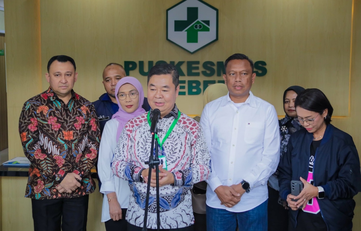 Walikota-Jaksel-Dampingi-Pj-Gubernur-DKI-Tinjau-Puskemas-Kecamatan-Tebet