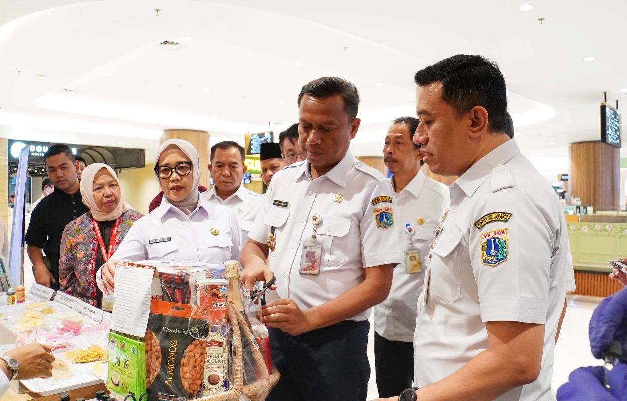 Pemkot-Jaksel-Bersama-BBPOM-Lakukan-Pengawasan-Pangan-di-Ranch-Market