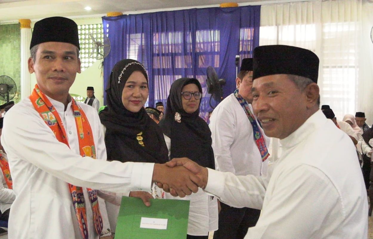 Ratusan-Pengurus-Lingkungan-Grogol-Utara-Dikukuhkan