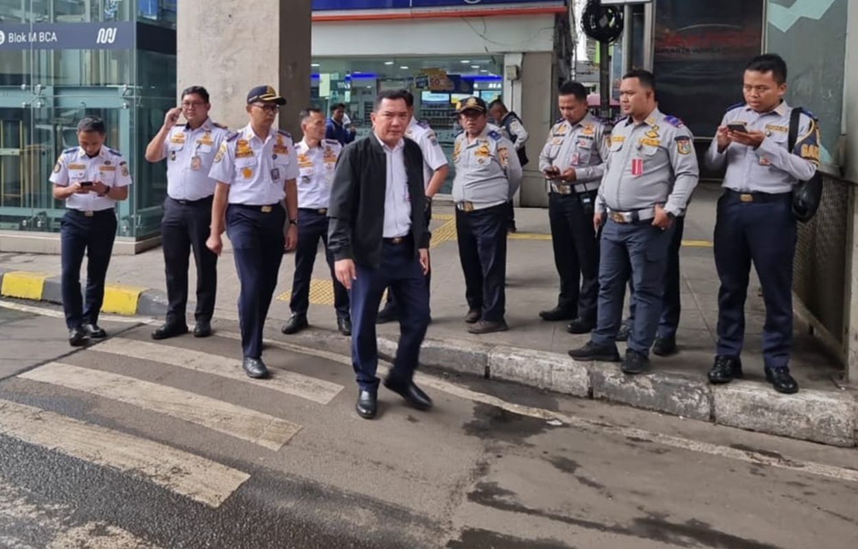 Antisipasi-Parkir-Liar-Sudinhub-Jaksel-Awasi-Kawasan-Blok-M