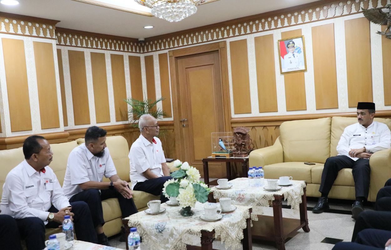 Walikota-Lakukan-Pertemuan-Dengan-Pengurus-PMI-Jaksel