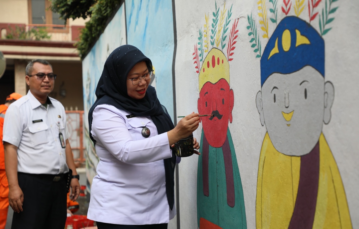 Kelurahan-Mampang-Prapatan-Percantik-Jalan-L-Dengan-Mural