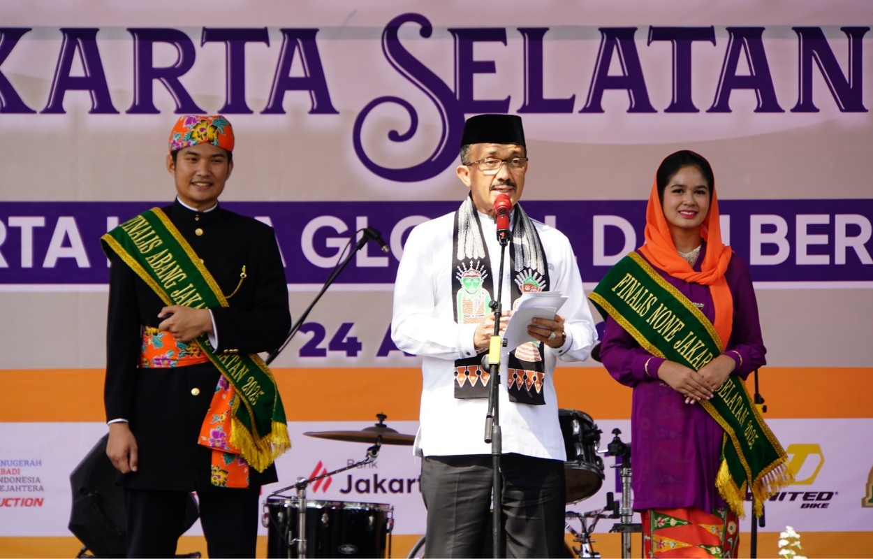 Walikota-M-Anwar-Buka-Festival-Dewan-Kota-Jaksel-2025