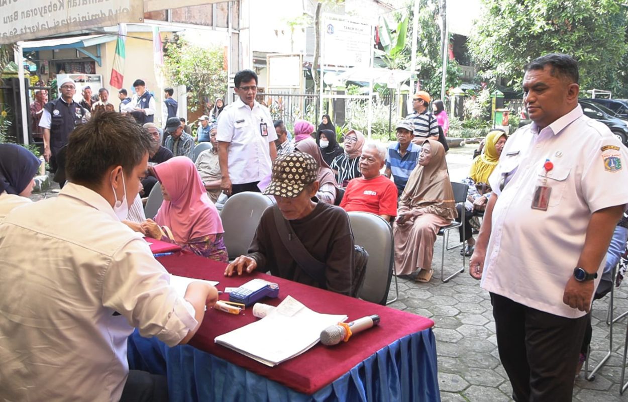 Kelurahan-Cipete-Utara-Distribusikan-182-KLJ