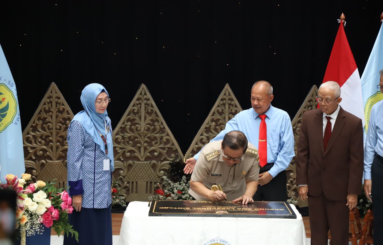 Gubernur-Pramono-Resmikan-Gedung-Baru-SMA-Labschool-Bintaro
