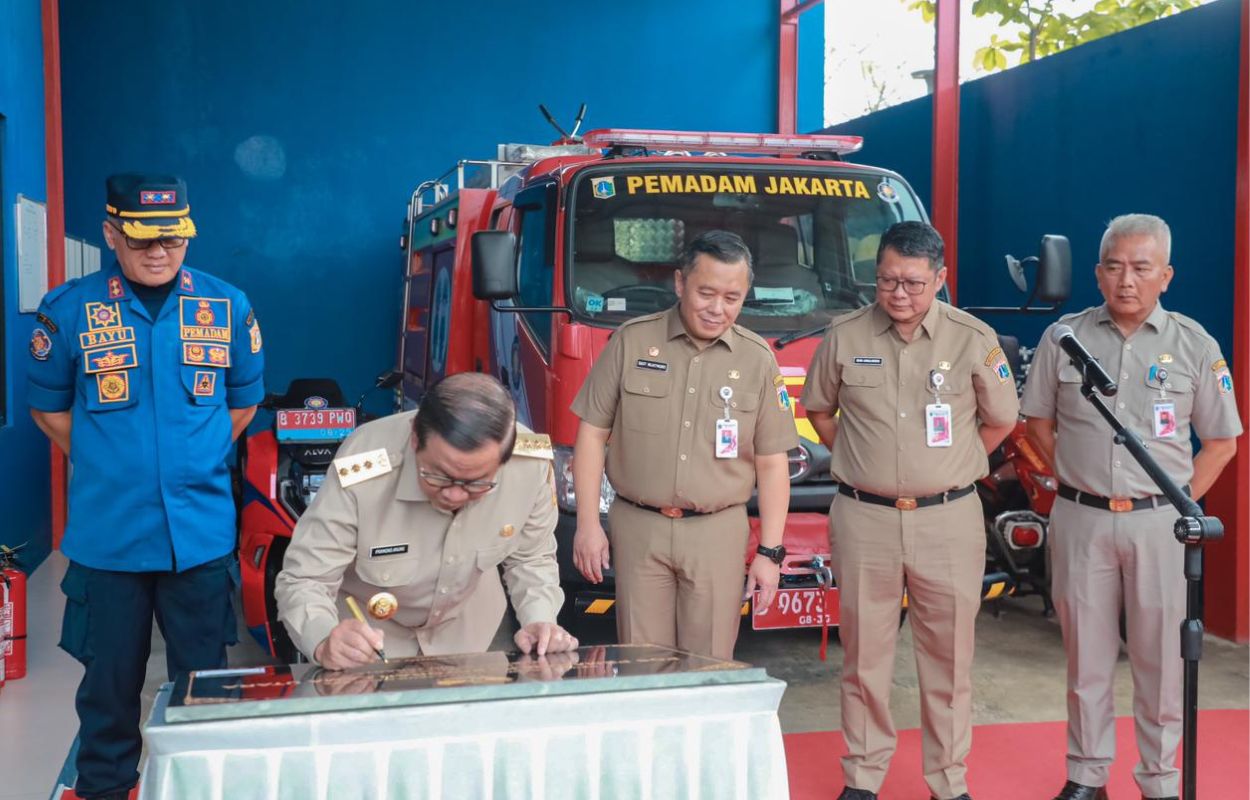 Dibangun-Dengan-Creative-Financing-Gubernur-Pramono-Resmikan-Pos-Pemadam-Kebakaran-Kebayoran-Lama-Utara