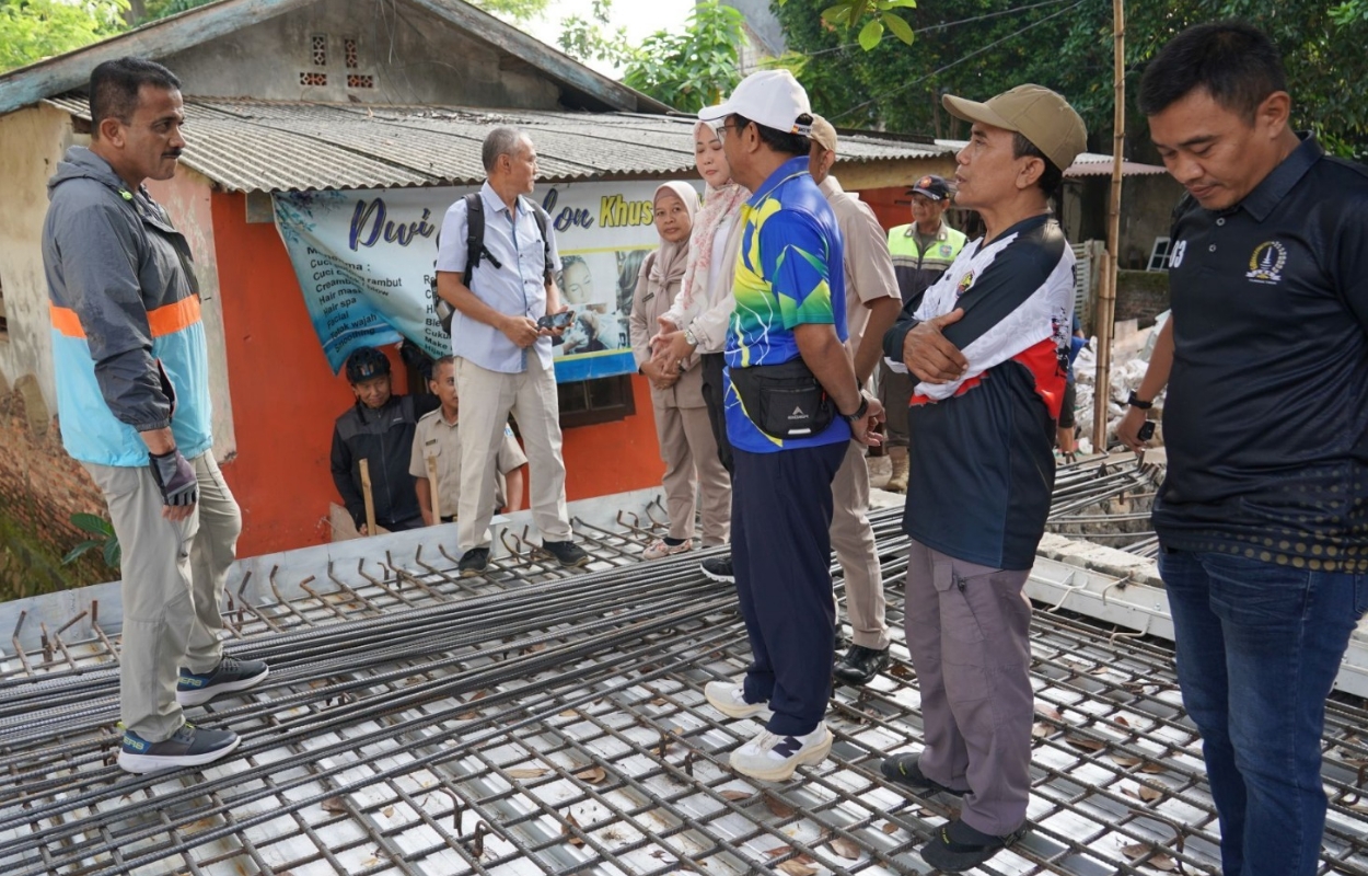 Walikota-M-Anwar-Tinjau-Sejumlah-Pembangunan-Infrastruktur-di-Jaksel