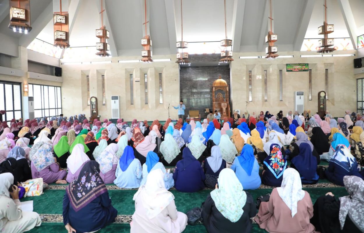 TP-PKK-Jaksel-Gelar-Pengajian-Rutin-Bertema-Pola-Asuh-Anak-dan-Remaja-di-Era-Digital