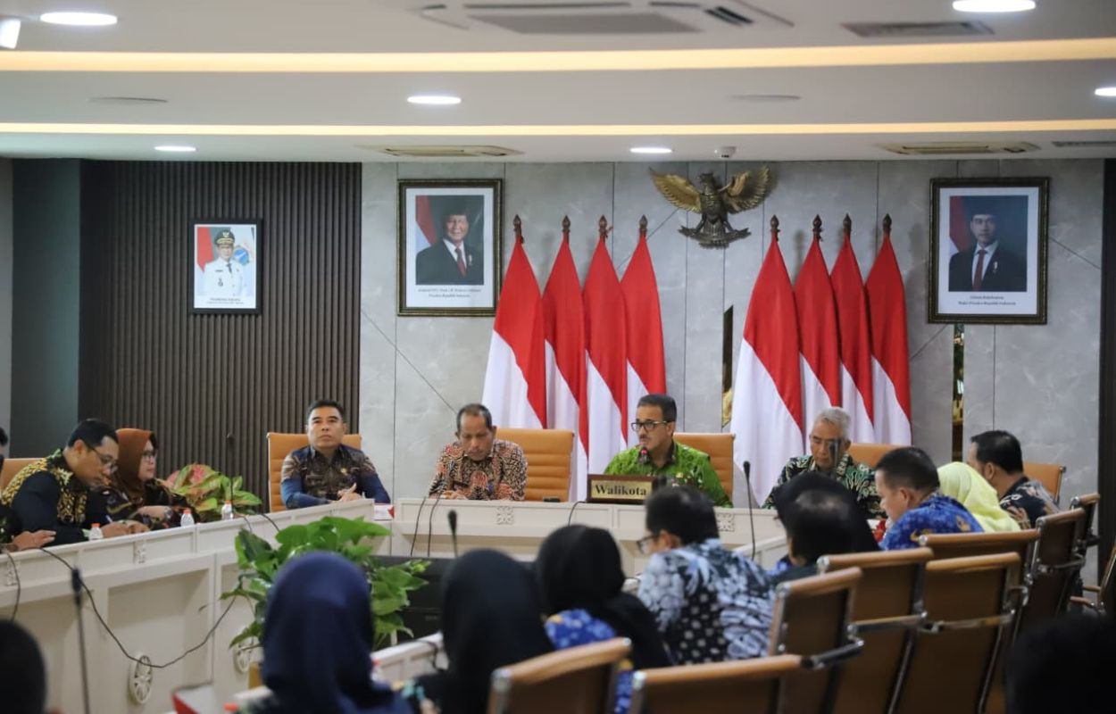 Walikota-M-Anwar-Minta-Pejabat-Baru-Respon-Cepat-Aduan-Warga
