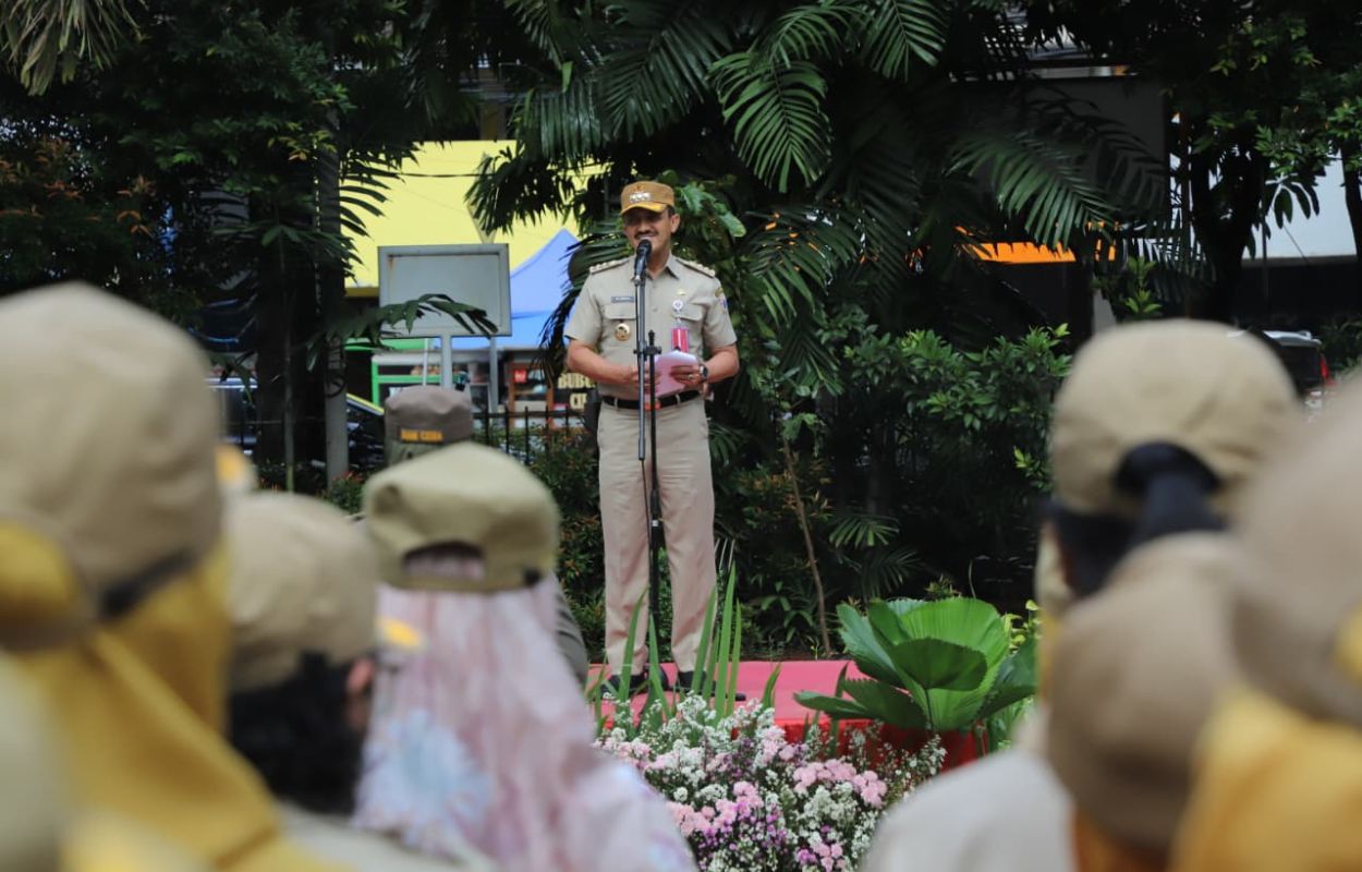 Masuki-Musim-Hujan-Walikota-M-Anwar-Minta-Kecamatan-Kebayoran-Lama-Selalu-Siaga