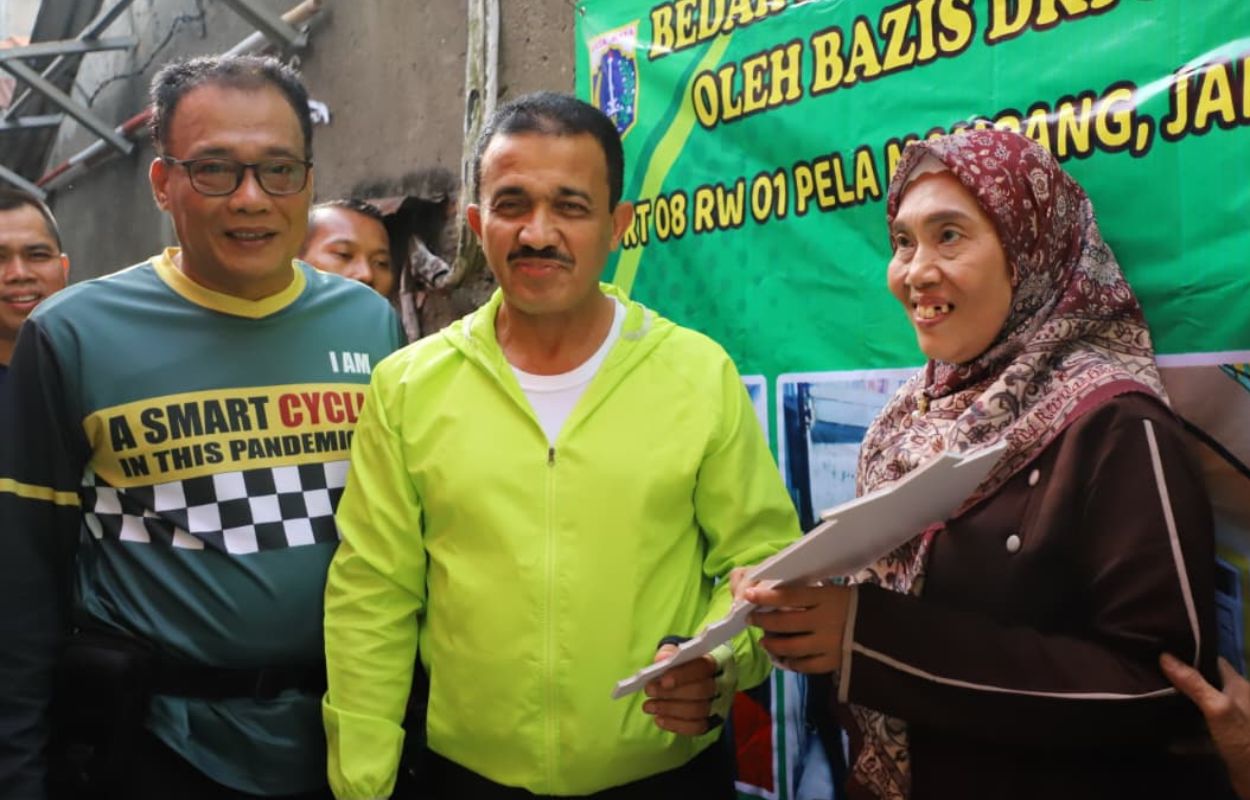Walikota-M-Anwar-Resmikan-Bedah-Rumah-Korban-Kebakaran-Pela-Mampang