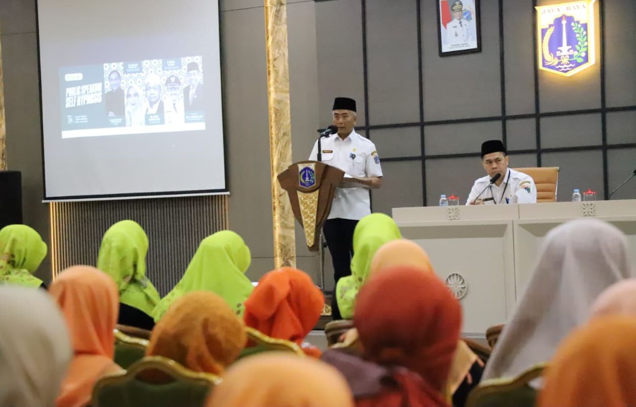 Tingkatkan-Kualitas-Diri-Warga-Jaksel-Ikut-Pelatihan-Public-Speaking