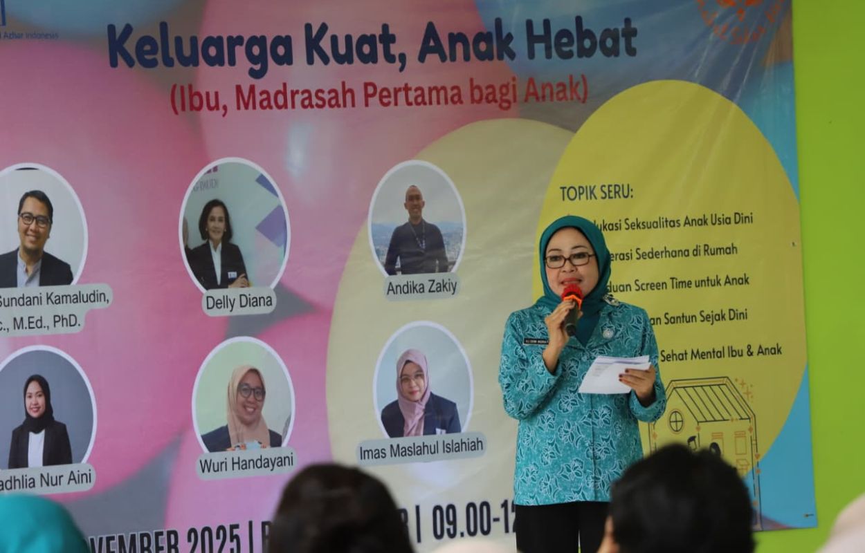 Wakil-Ketua-TP-PKK-DKI-Hadiri-Seminar-di-RPTRA-Mawar