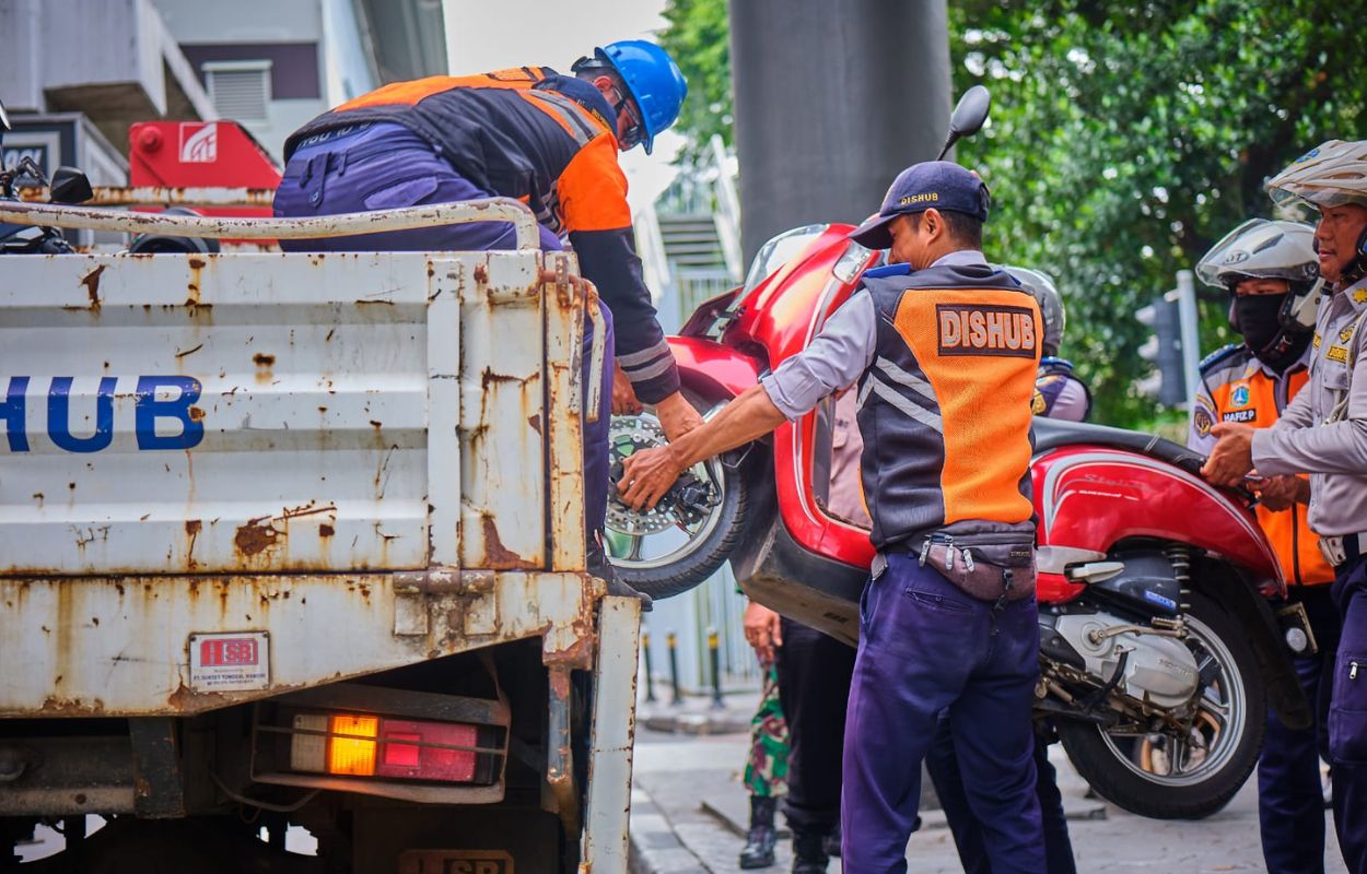Selama-2025-Sudinhub-Jaksel-Tindak-792-Kendaraan-Pelanggar-Aturan