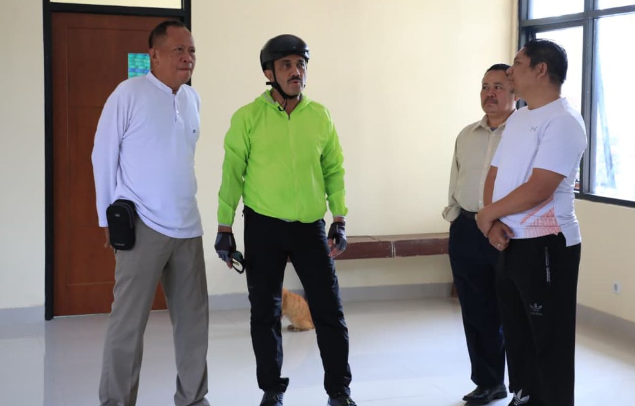 Walikota-M-Anwar-Tinjau-Pembangunan-SKKT-di-Dua-Kelurahan