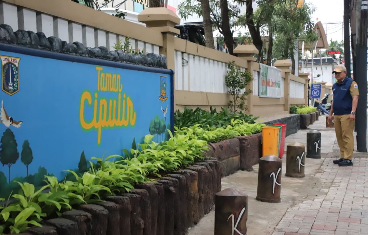Kelurahan-Cipulir-Ubah-Lahan-Parkir-Liar-Jadi-Taman