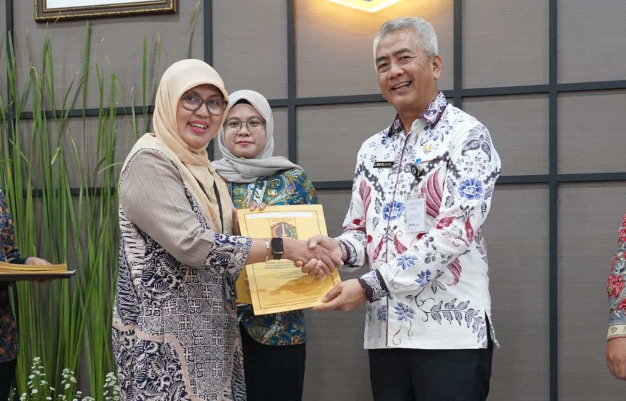 Pensiun-Per-1-Februari-2026-28-PNS-di-Lingkungan-Kota-Jaksel-Terima-SK