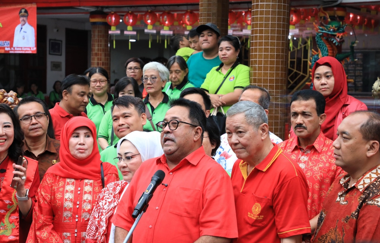 Wagub-Rano-Tinjau-Perayaan-Tahun-Baru-Imlek-di-Klenteng-Bio-Hok-Tek-Tjeng-Sin