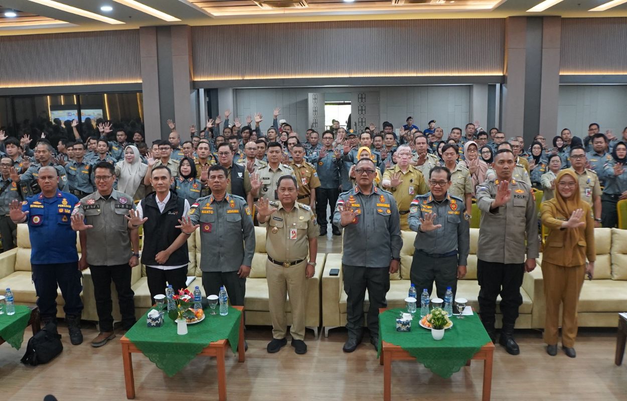 708-Anggota-Satlinmas-Jaksel-Ikut-Bimbingan-Peningkatan-Kapasitas-SDM