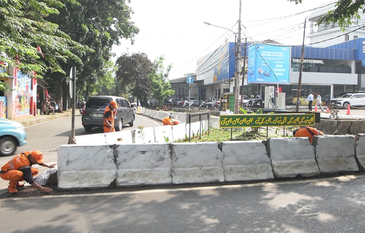 Kelurahan-Kebayoran-Lama-Utara-Bangun-Taman-Tertib-Lalu-Lintas