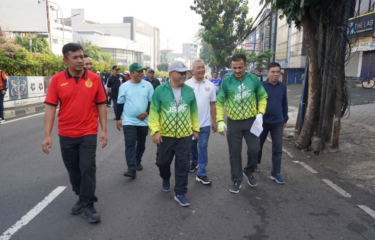 Tinjau-HBKB-Walikota-M-Anwar-Berharap-Warga-Jaksel-Makin-Kompak