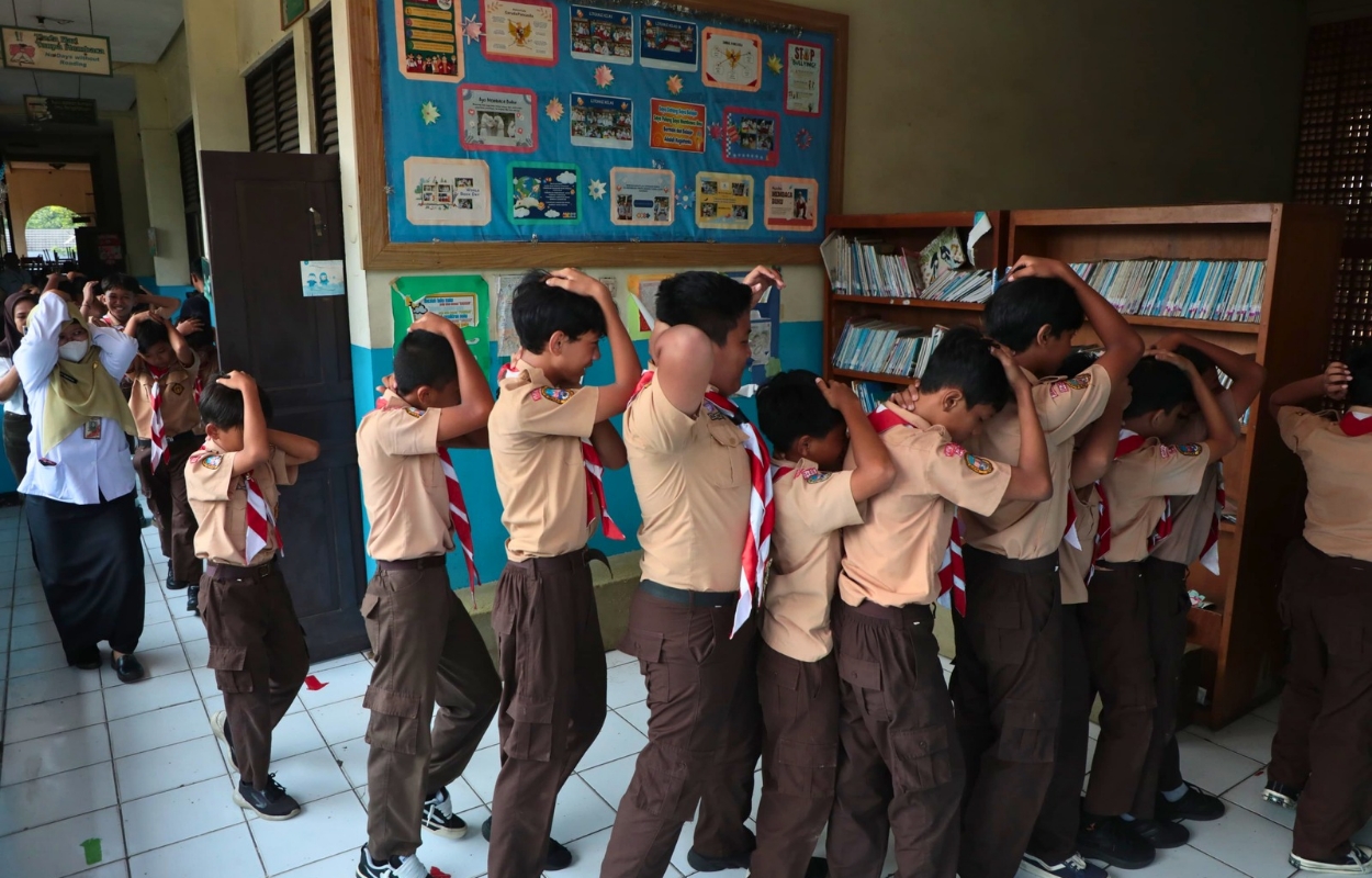 BPBD-Beri-Edukasi-Tanggap-Bencana-Pada-Murid-dan-Guru-SDN-Bangka-01