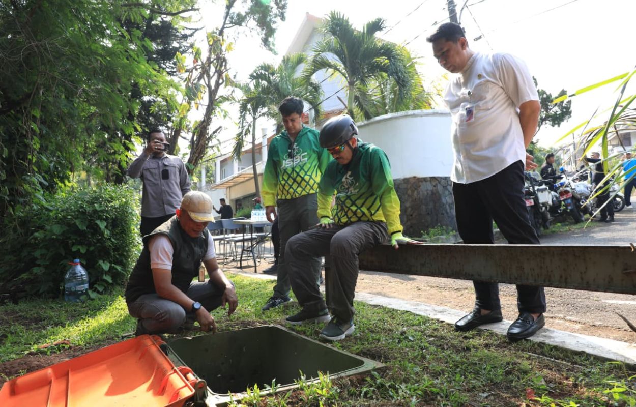 Walikota-M-Anwar-Apresiasi-Warga-Lebak-Bulus-Mulai-Terapkan-Pilah-Sampah