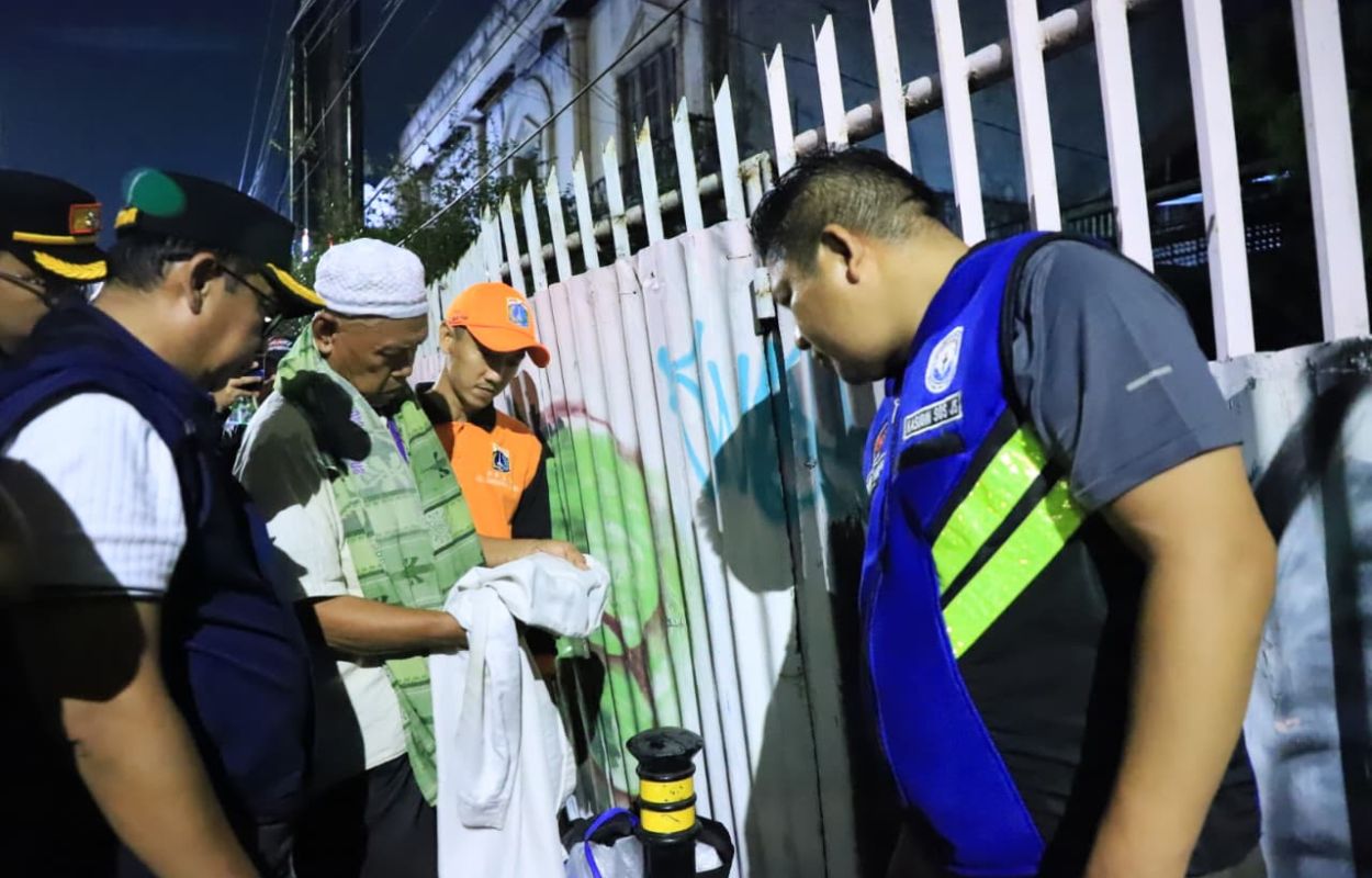 24-PPKS-di-Kebayoran-Baru-Dibawa-ke-Panti-Sosial
