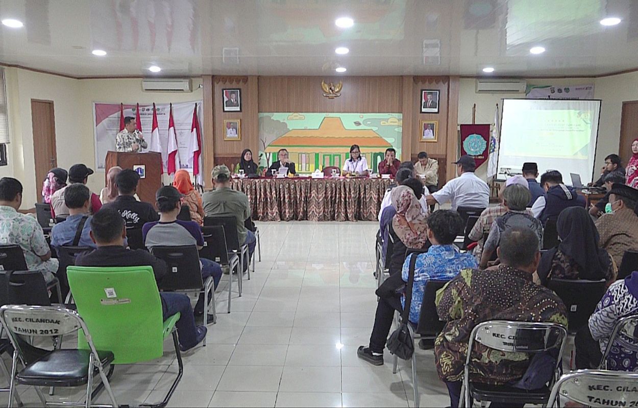 Pemkot-Jaksel-Gelar-Peningkatan-Kesadaran-Hukum-Bagi-Kelompok-Kadarkum-di-Kecamatan-Cilandak