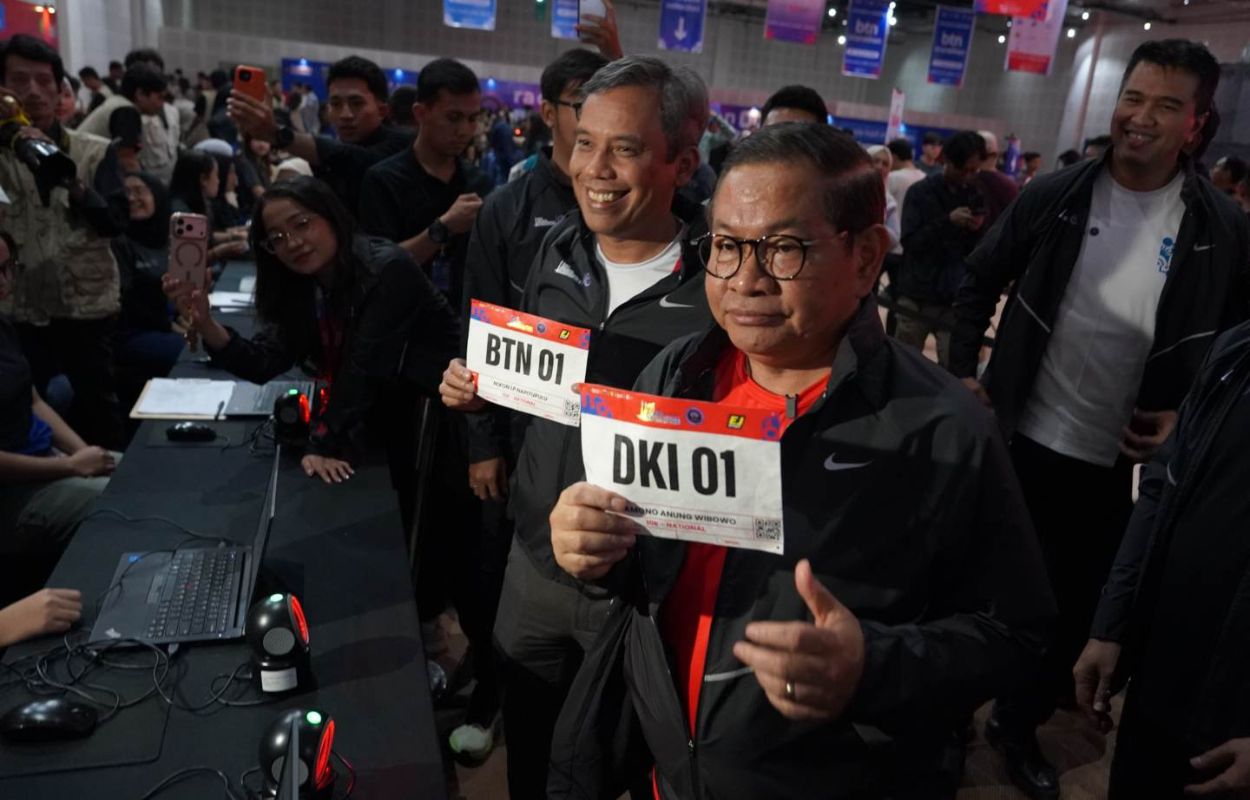 Gubernur-Pramono-Tinjau-Kesiapan-Akhir-BTN-Jakarta-International-Marathon-2026