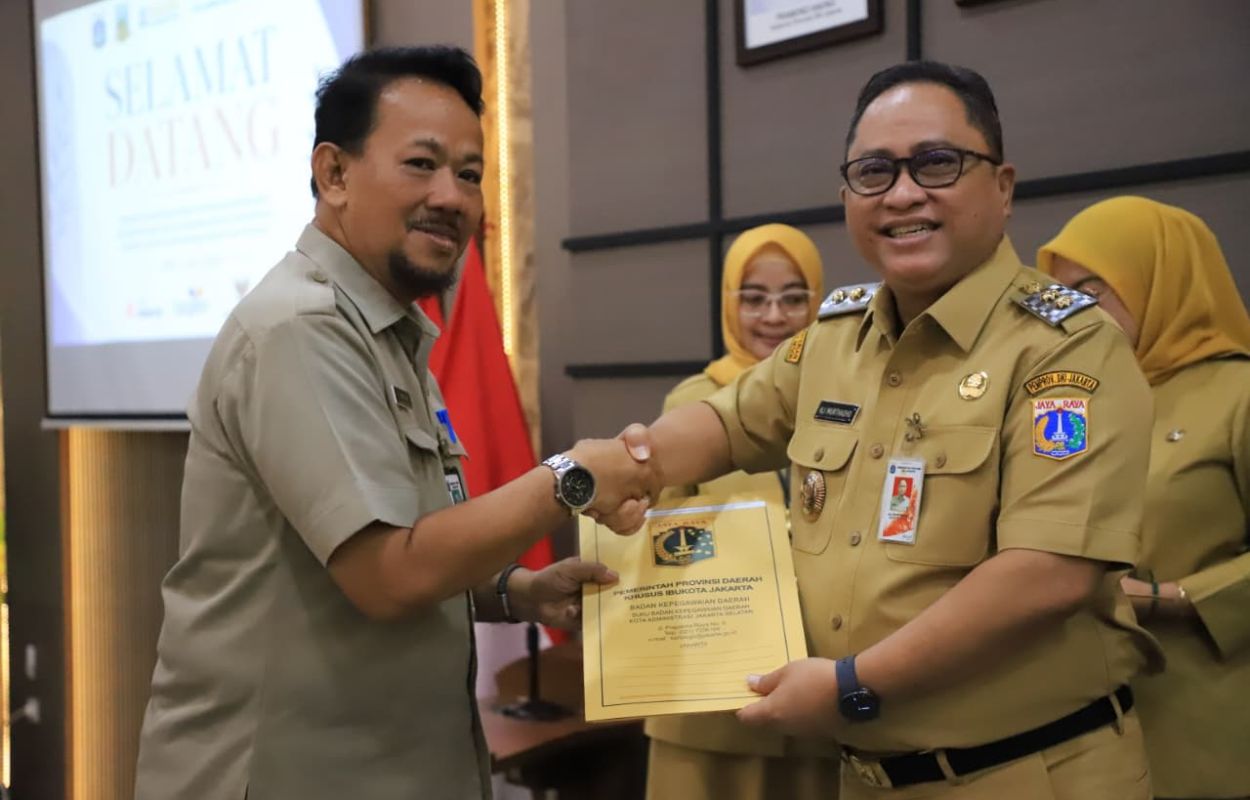 Jelang-Awal-Juli-2026-27-PNS-di-Lingkungan-Kota-Jaksel-Terima-SK-Pensiun