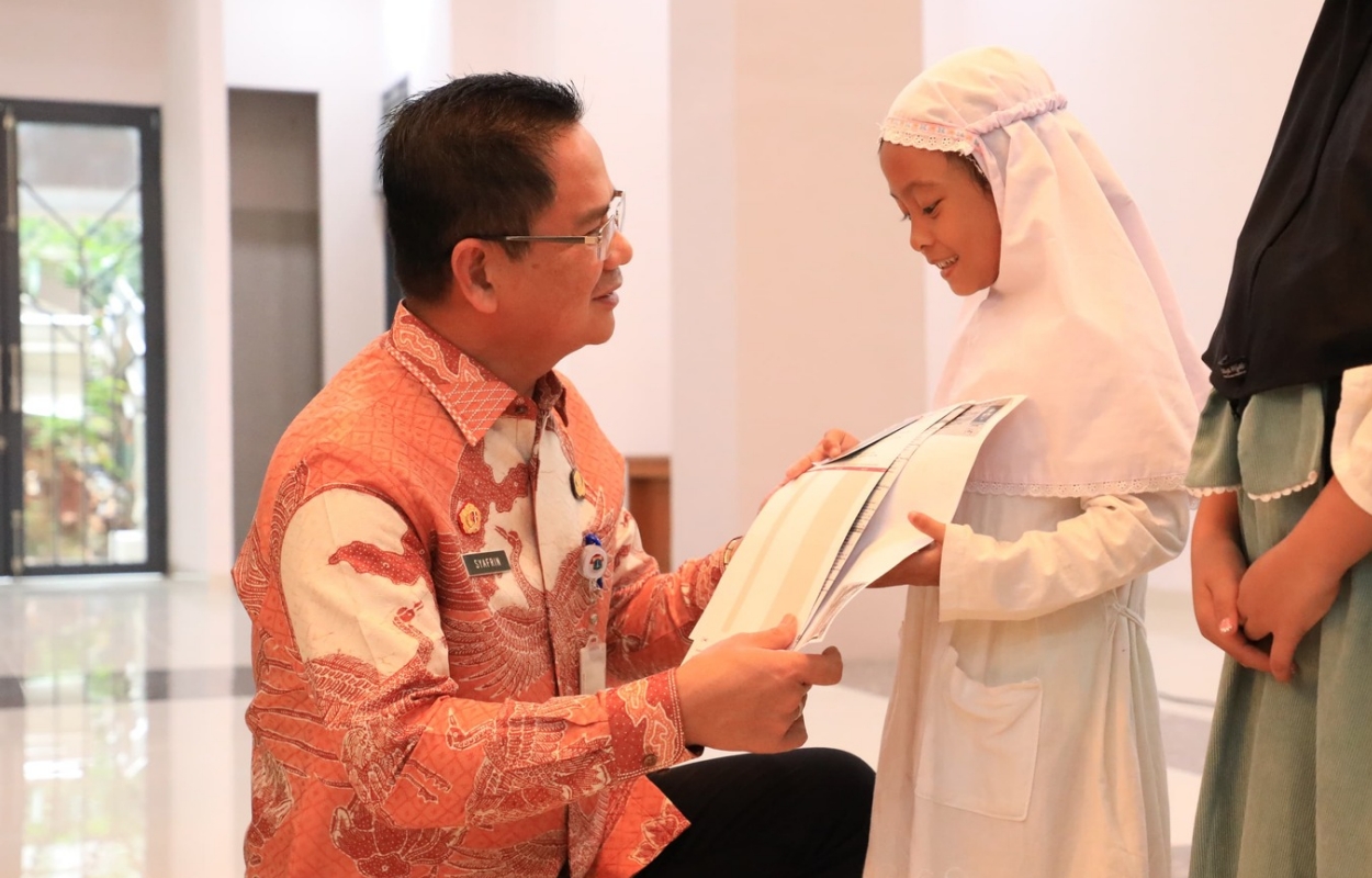 Pemkot-Jaksel-Beri-Santunan-1000-Anak-Yatim-dan-Dhuafa