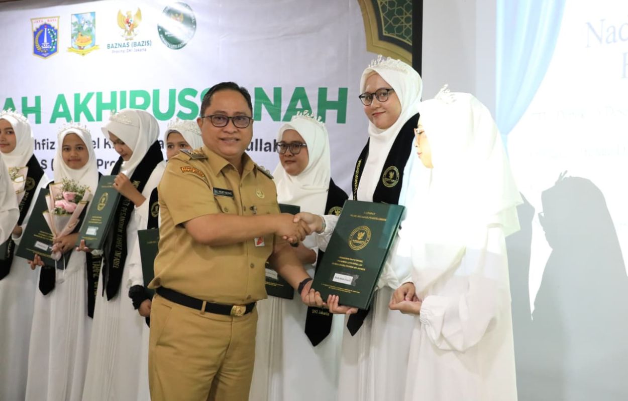 Wakil-Walikota-Jaksel-Hadiri-Wisuda-Pesantren-Tahfiz-Difabel