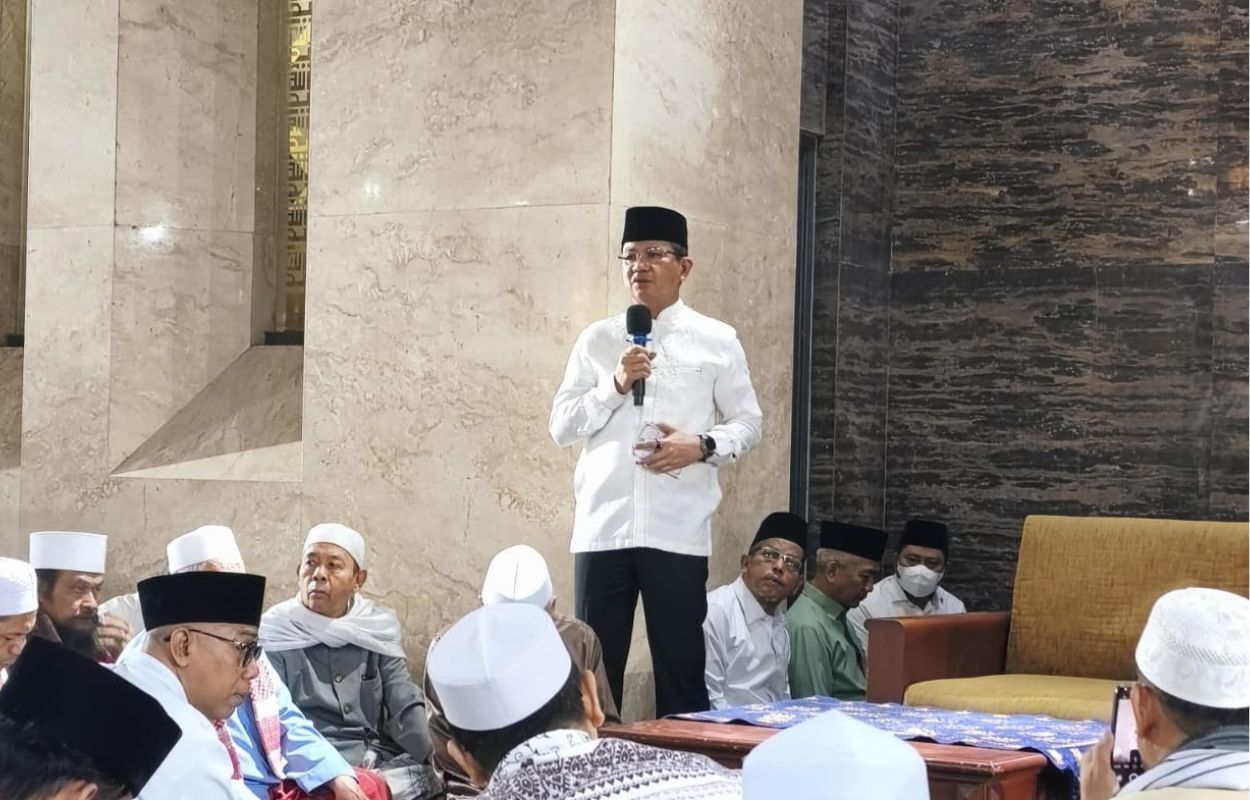 Walikota-Syafrin-Hadiri-Pengajian-Keliling-Majelis-Al-Bahtsi-Watthaqiq-As-Salam