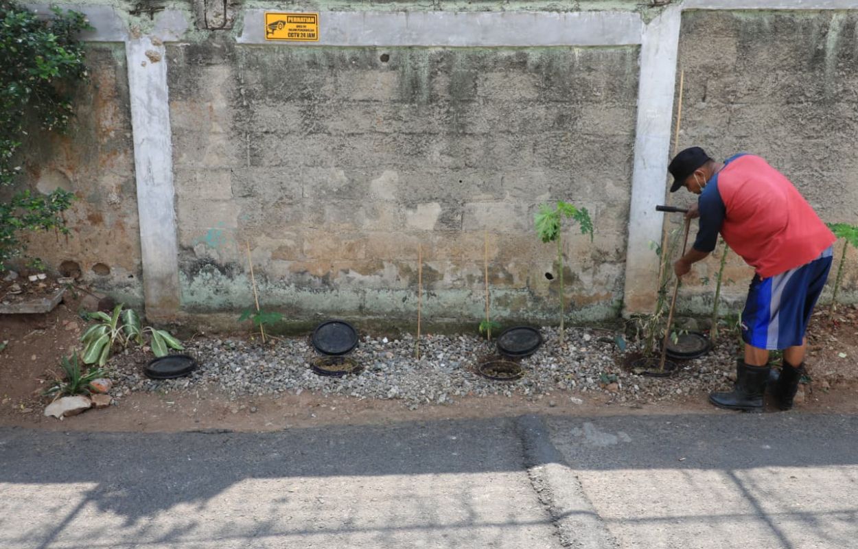 Warga-Cilandak-Timur-Antusias-Pilah-Sampah-di-Rumah