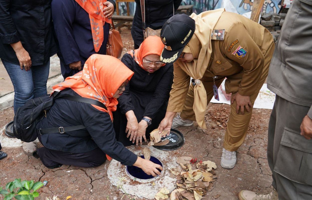 Kelurahan-Karet-Semanggi-Masifkan-Pembuatan-Media-Pengelolaan-Sampah