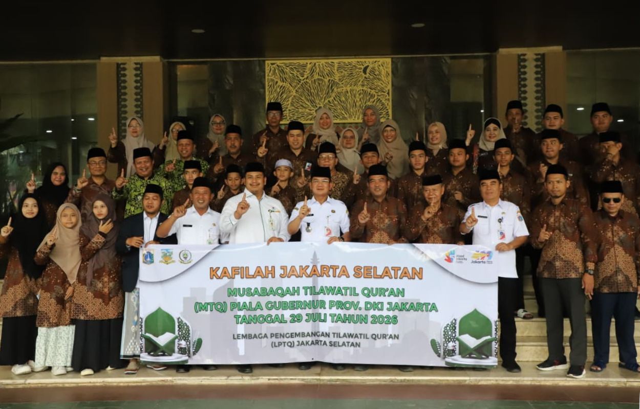 Walikota-Syafrin-Lepas-Peserta-MTQ-Jaksel-Menuju-Perebutan-Piala-Gubernur-2026